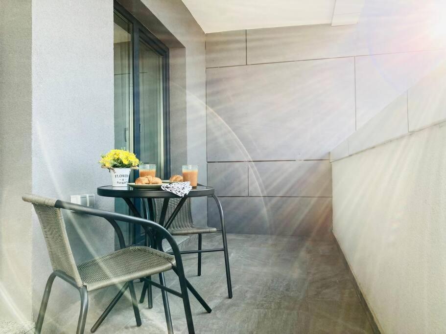 The 2Nd Place 2Be Apartment Букурещ Екстериор снимка